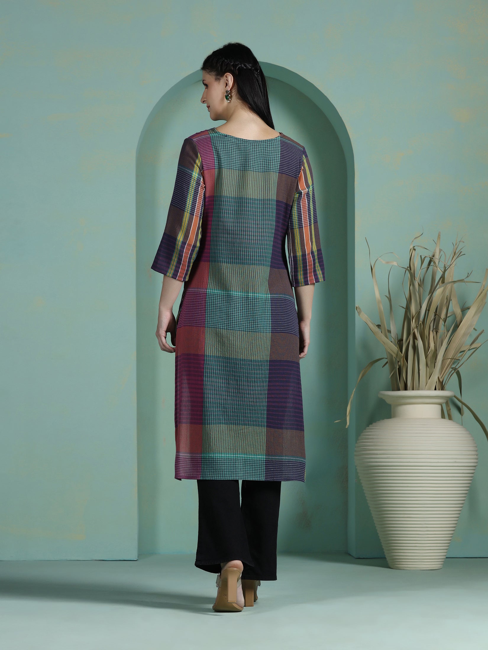 Women Cotton Multicolor Yarn Dyed Kurta - Image 2