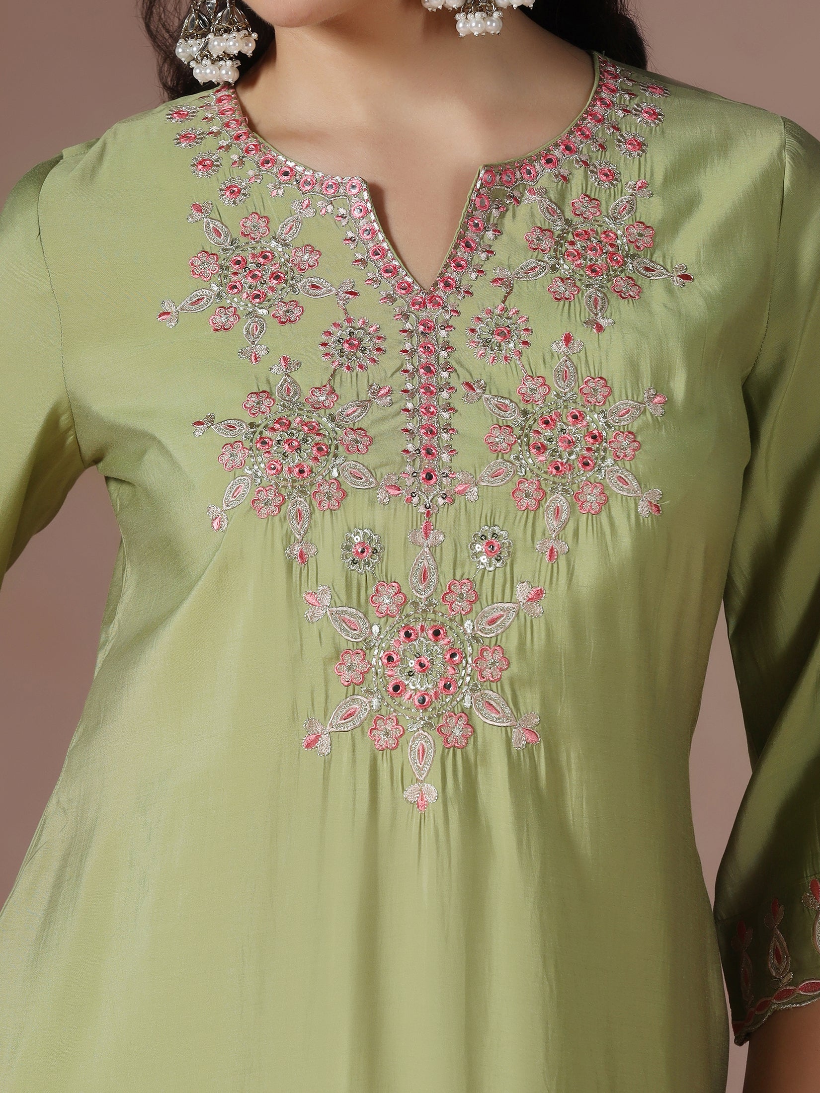 Women Chanderi Green Embroidered Kurta Comfort Pant Dupatta - Image 8