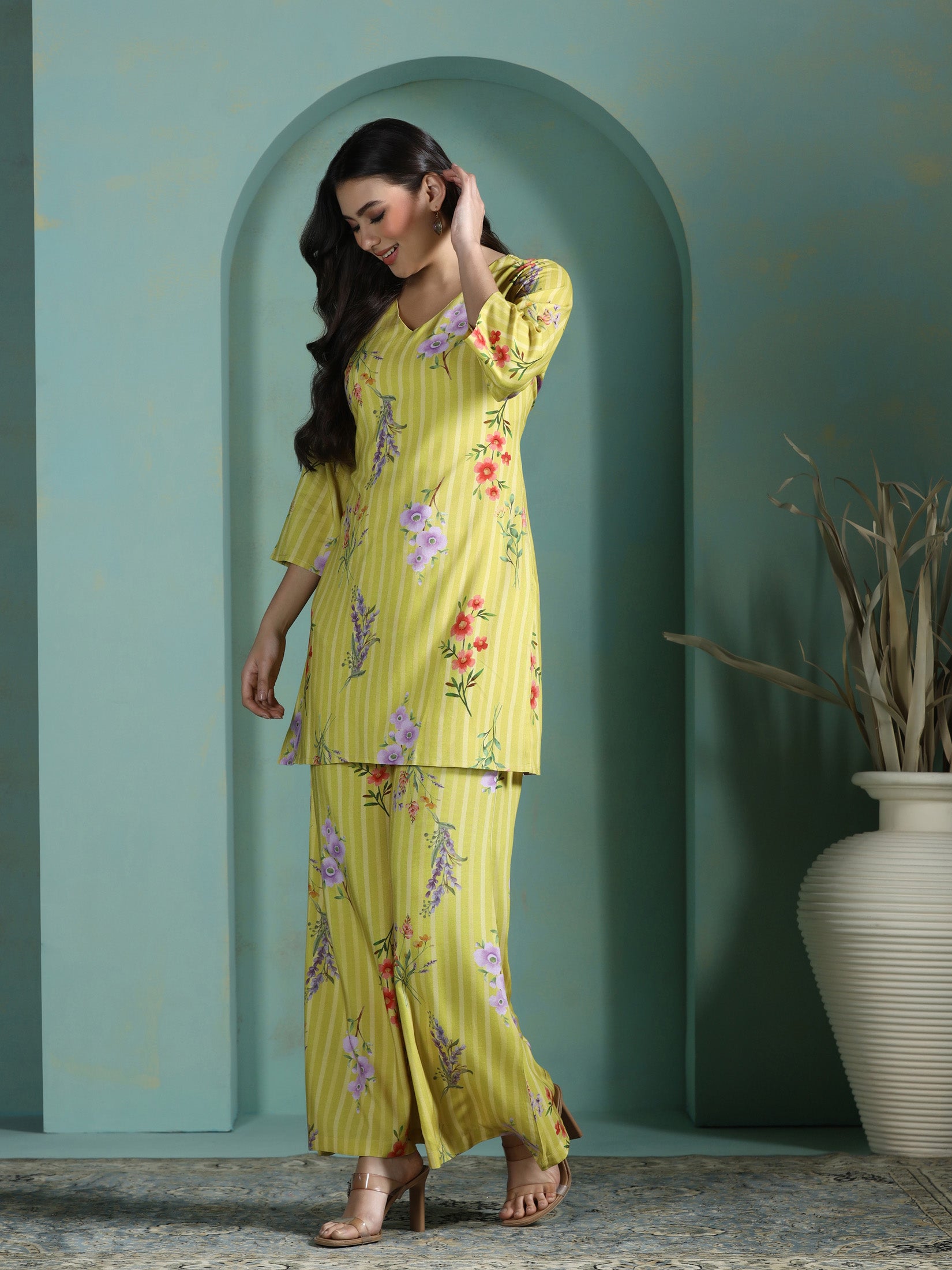 Women Liva Green Floral Print Co-Ord Set - Image 3