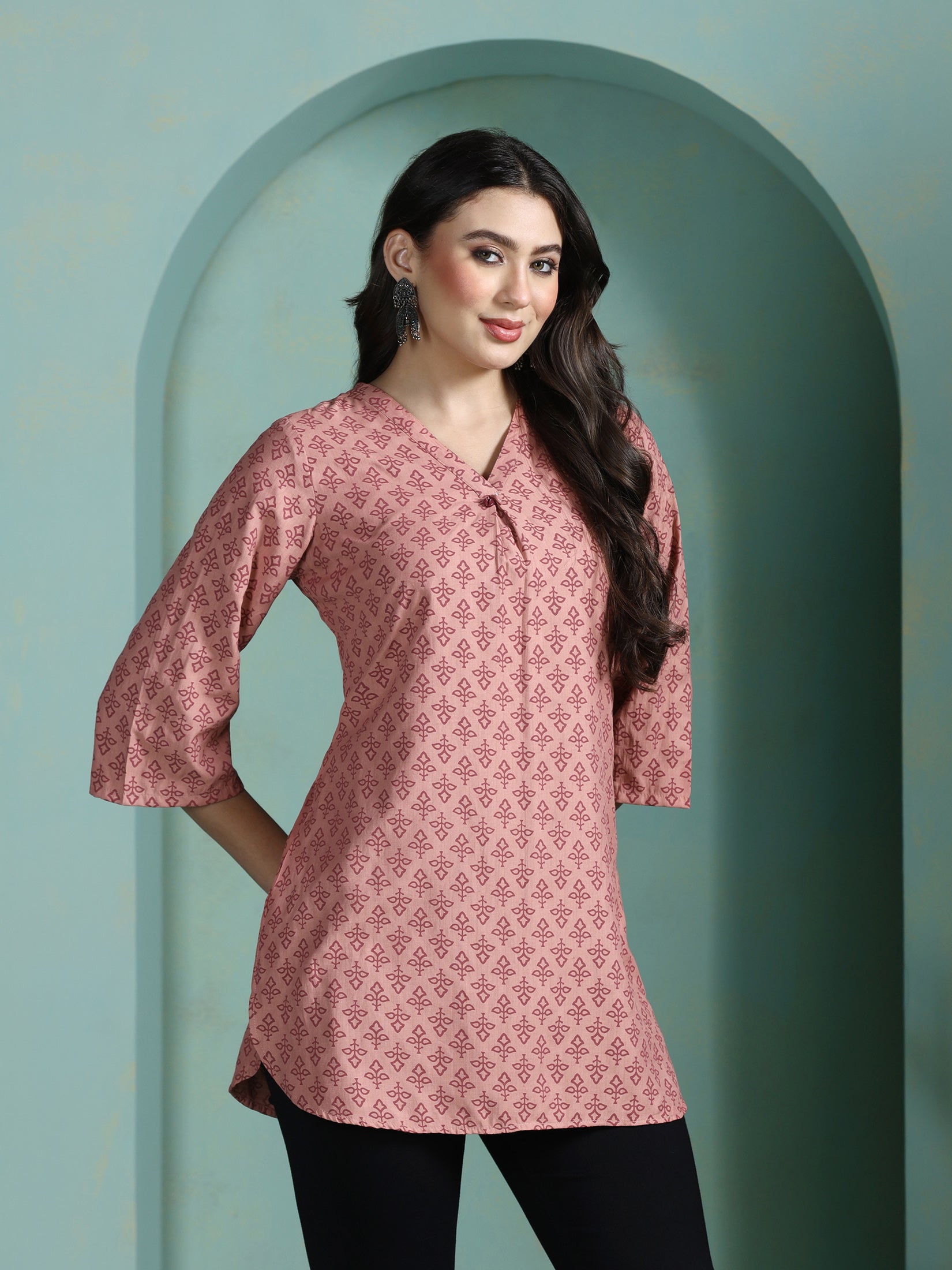 Women Liva Pink Printed Tunic - Image 3