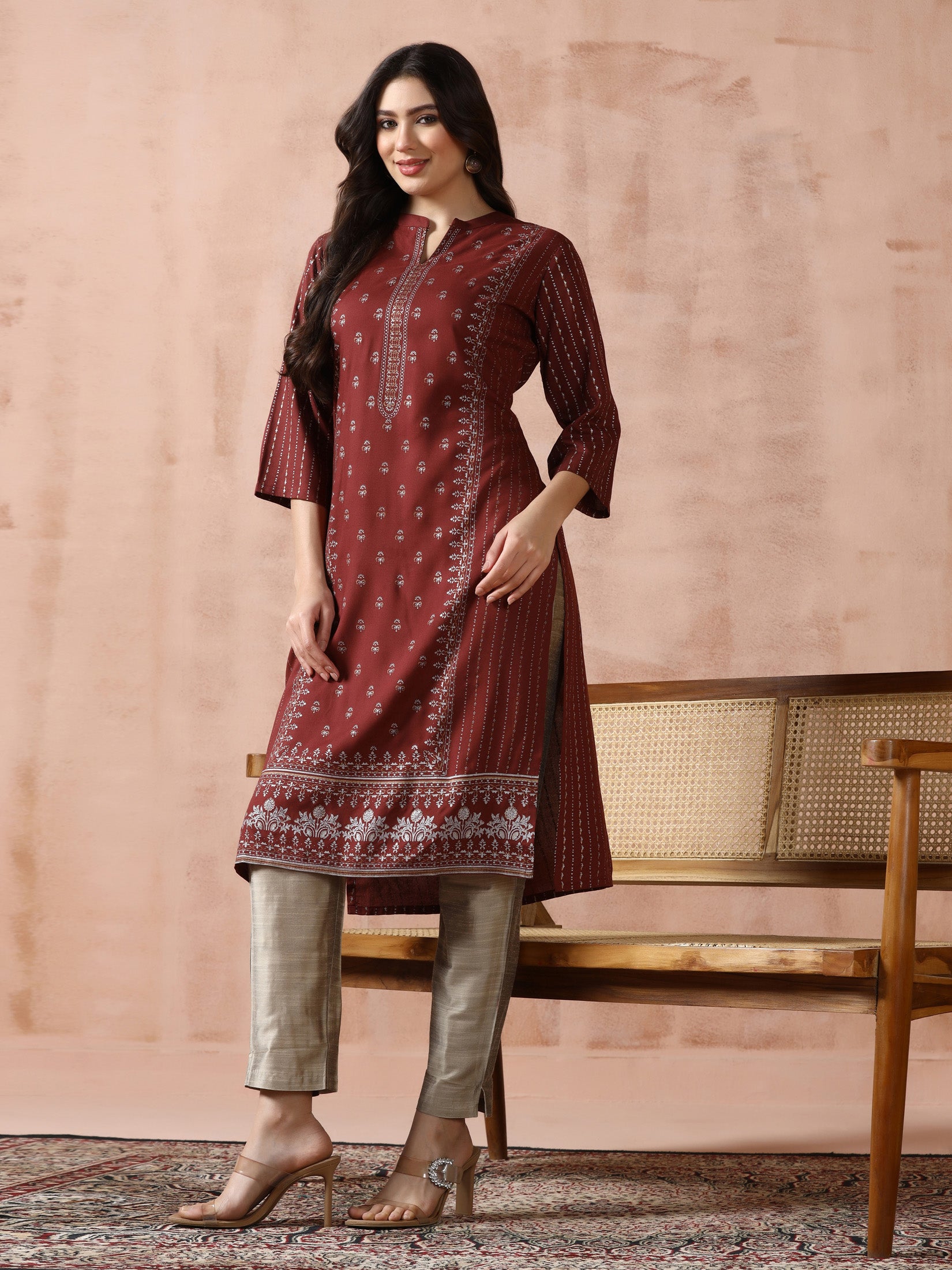 Women Liva Brown Placement Print Kurta - Image 5