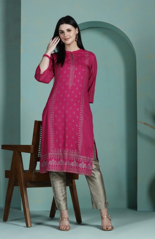 Women Liva Fuchsia Placement Print Kurta
