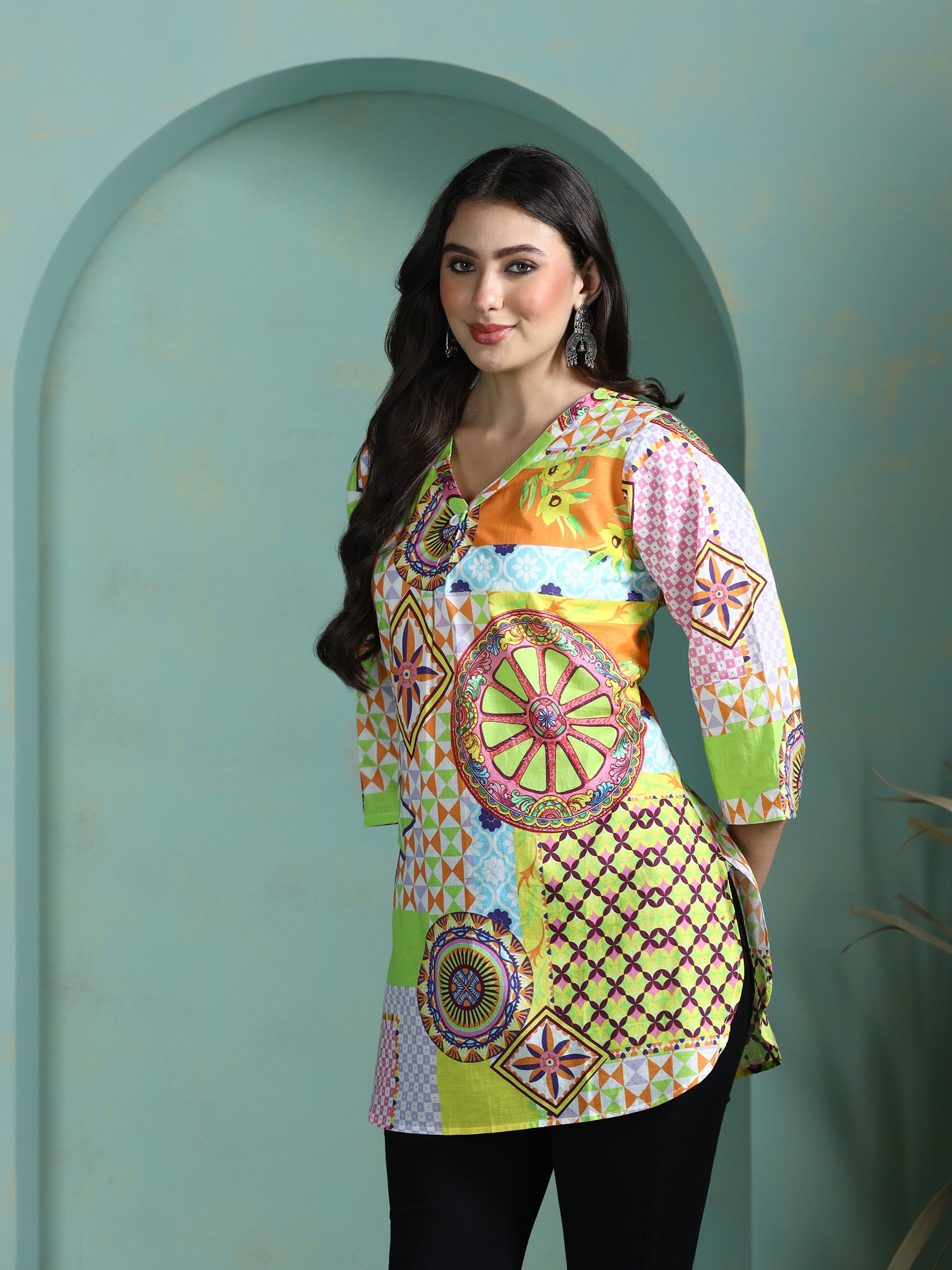 Women Cotton Multicolor Printed Tunic - Image 3
