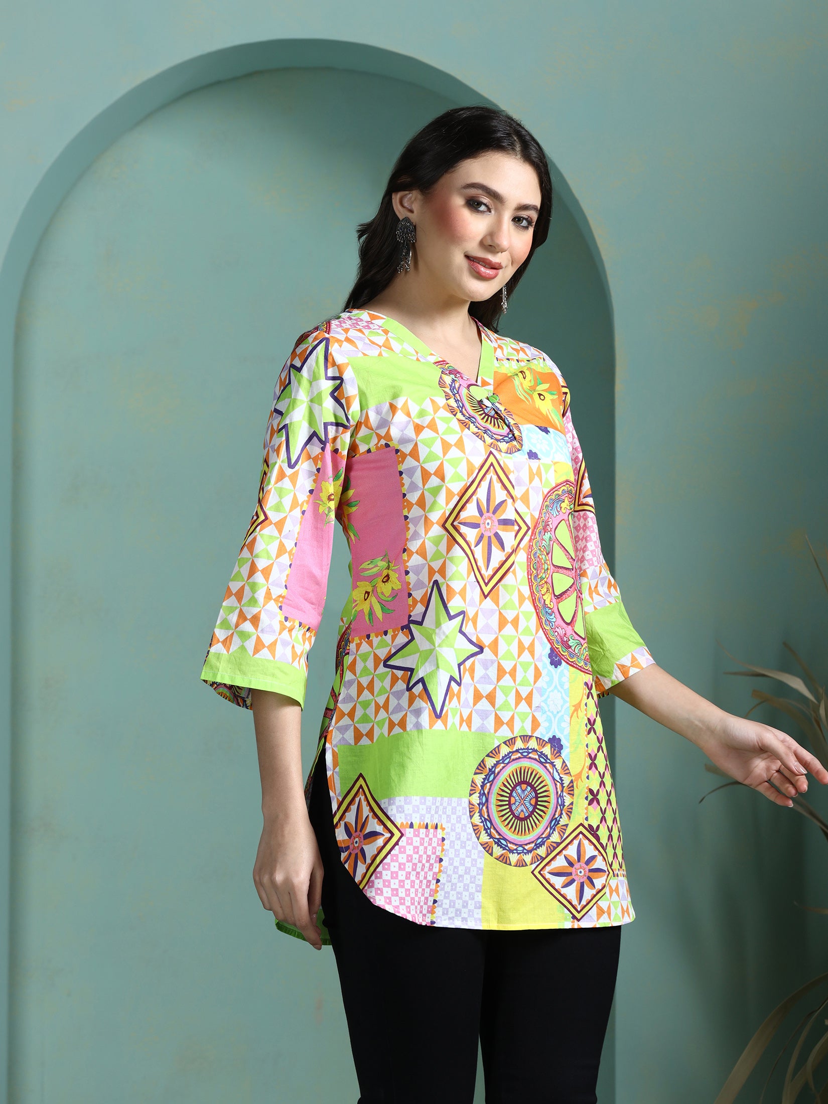 Women Cotton Multicolor Printed Tunic - Image 4