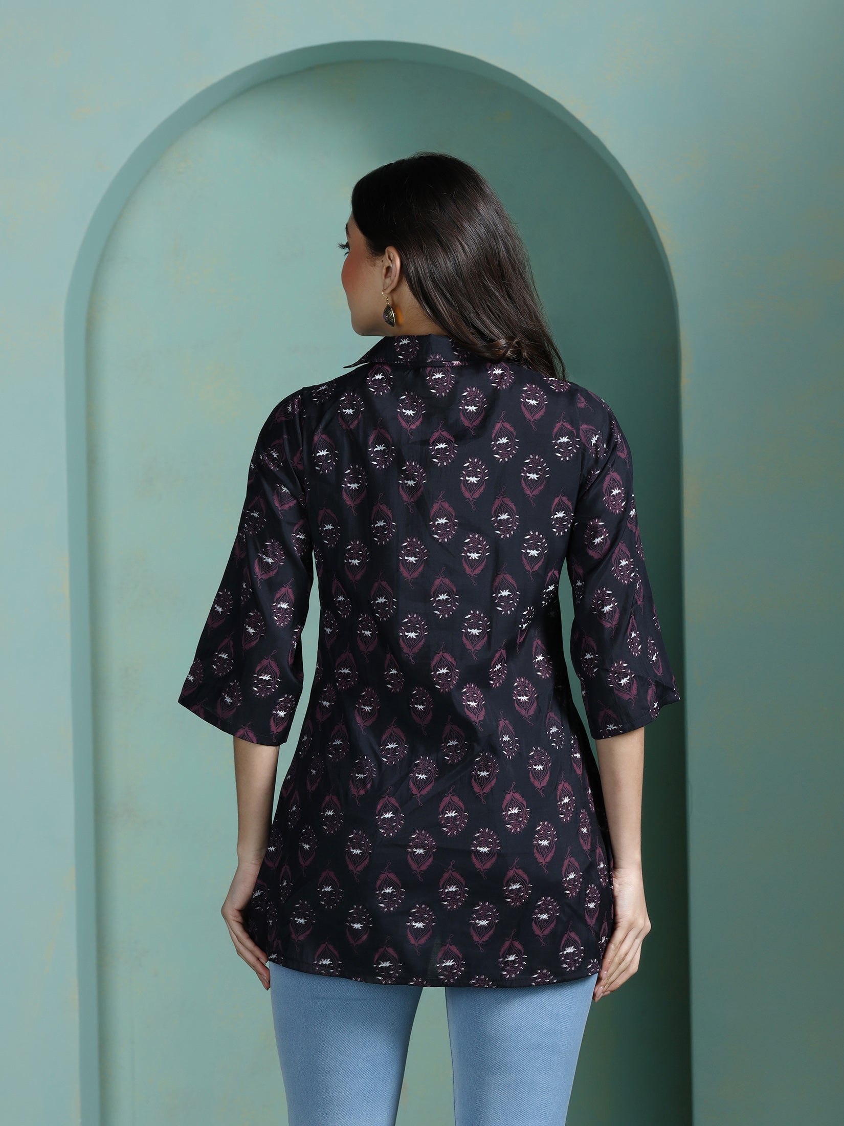 Women Chanderi Black Printed Tunic - Image 2