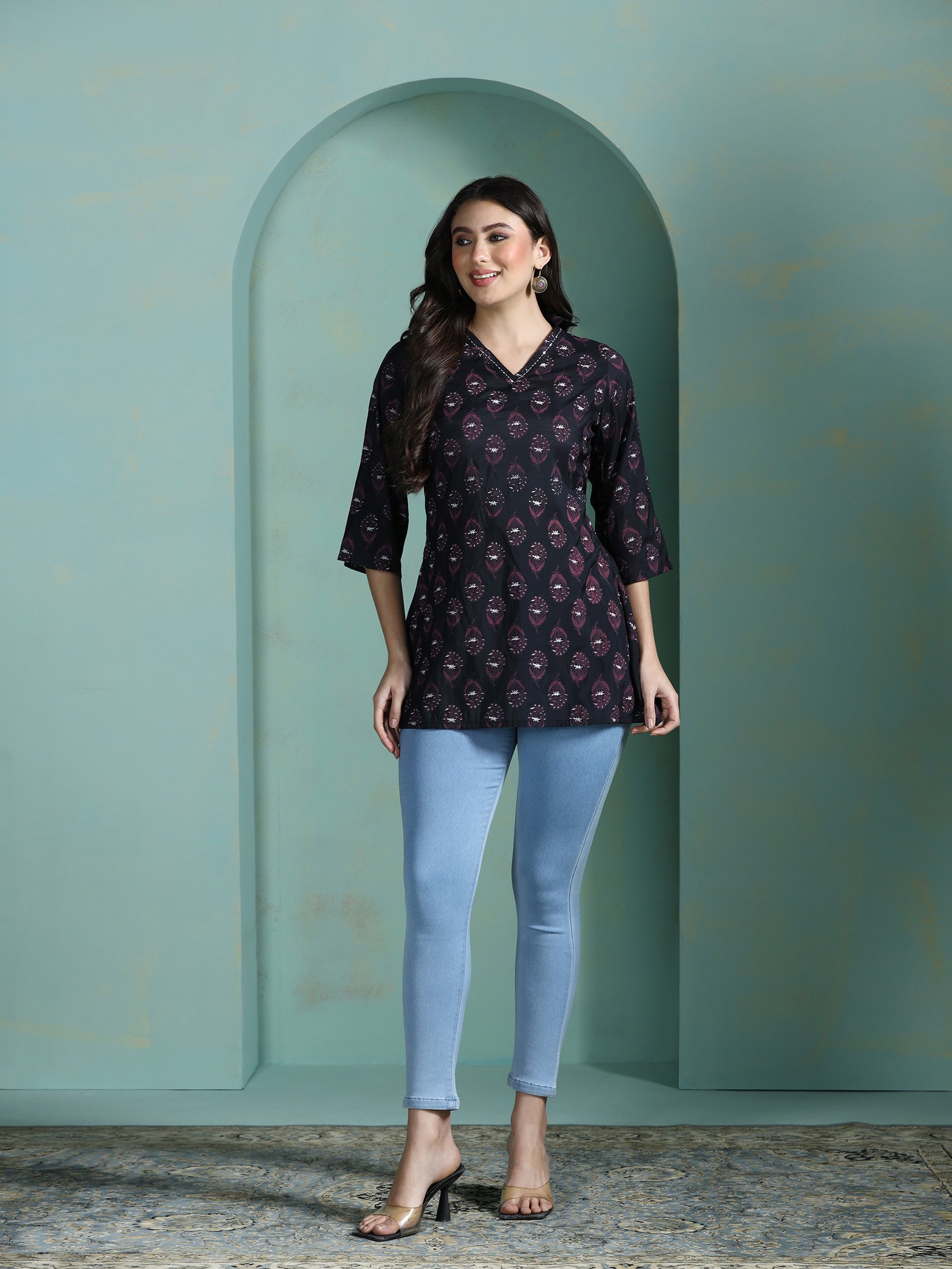 Women Chanderi Black Printed Tunic - Image 6